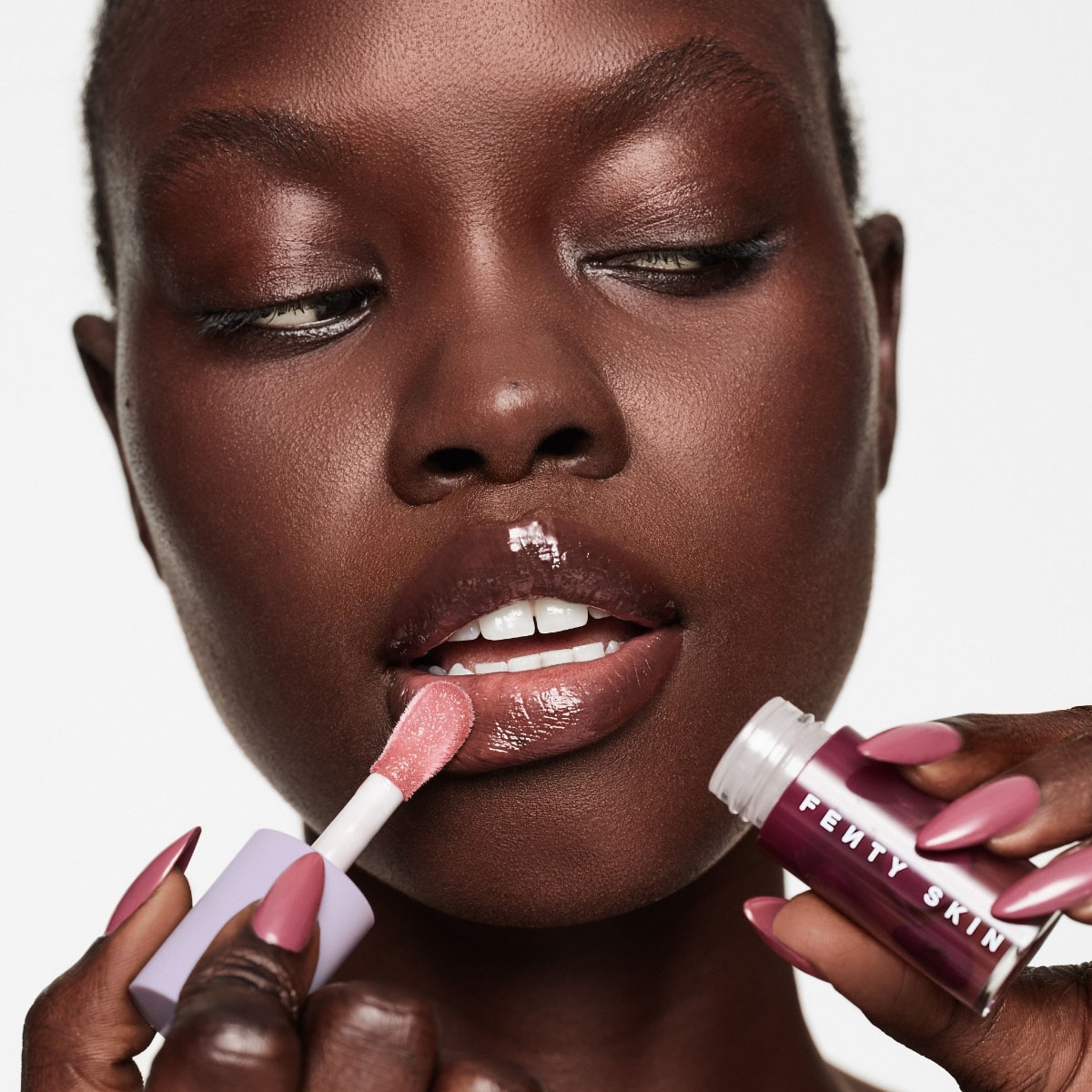 FENTY TREATZ LIP OIL HIDRATANTE (ACEITE HIDRATANTE PARA LABIOS)
